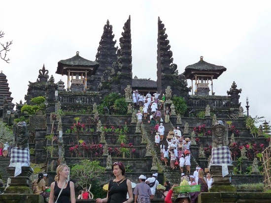 Pura Besakih-Bali
