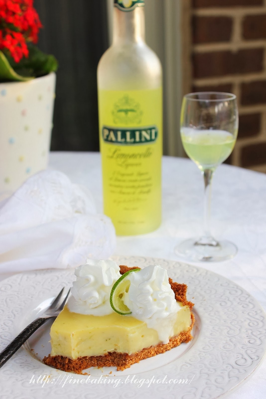 Chocolate dust Key lime pie