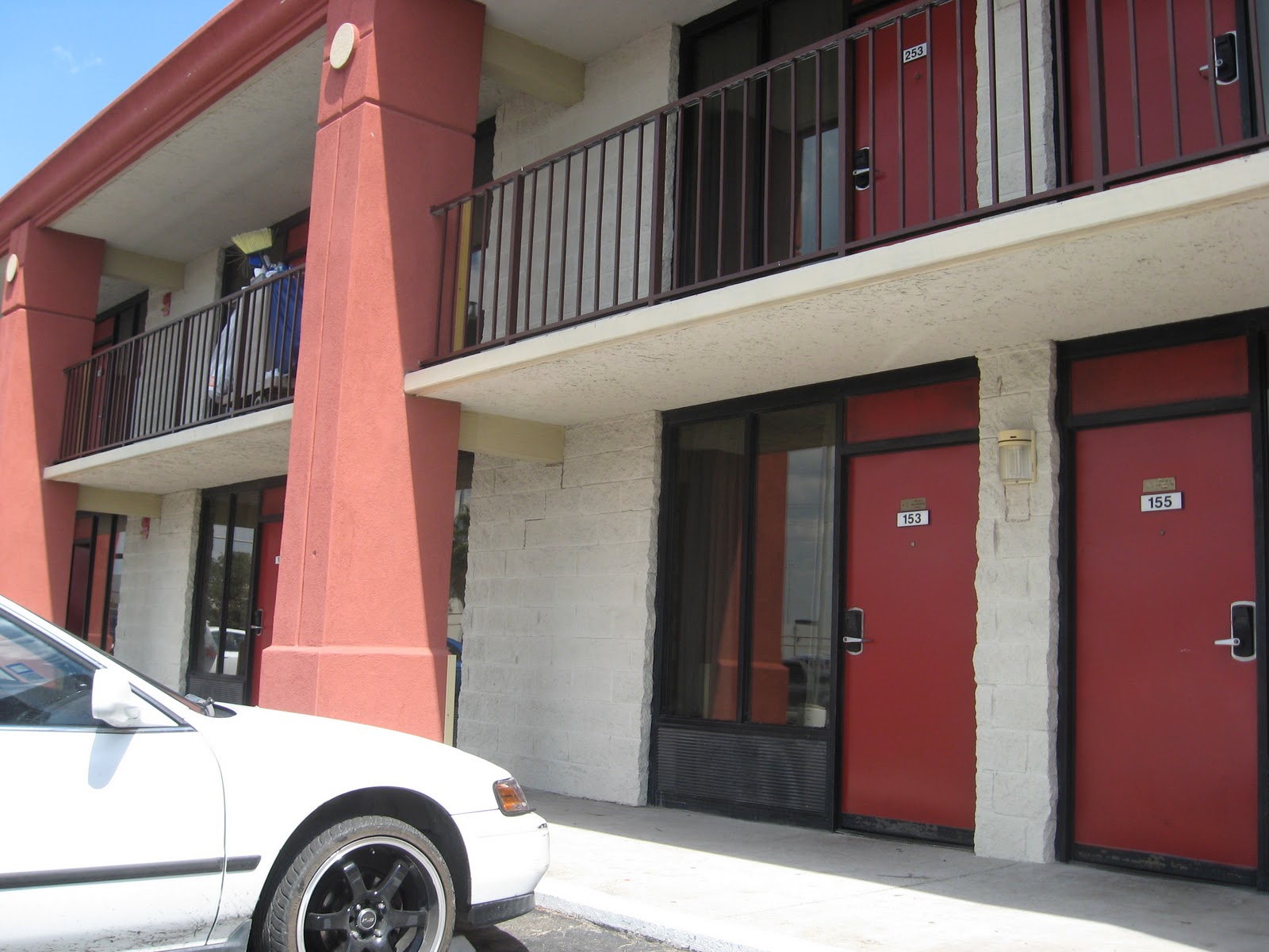 Texas Small Town Adventures: The Scene of the Crime: The Days Inn