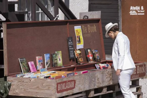 Crown Princess Victoria of Sweden and Prince Daniel of Sweden visited the Island of Gotland. Also visits the newly built bee-hotel. Gotland Governor Cecilia Schelin-Seidegård