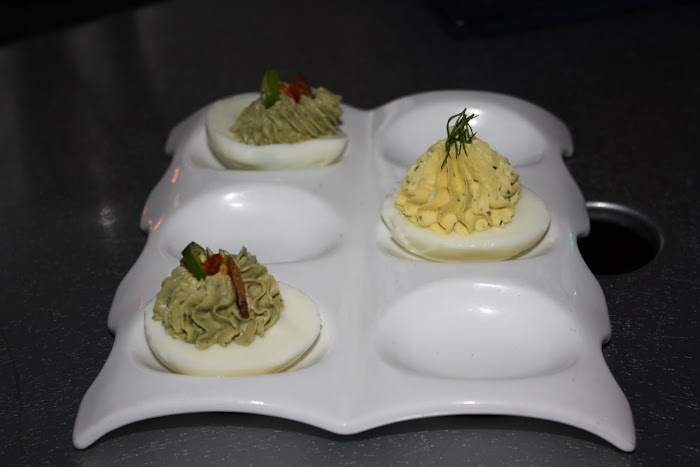 Deviled+eggs+with+bacon+and+jalapeno