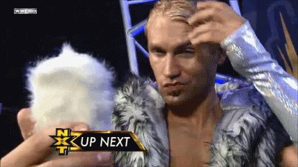 In%2Bthe%2BBackstage.gif