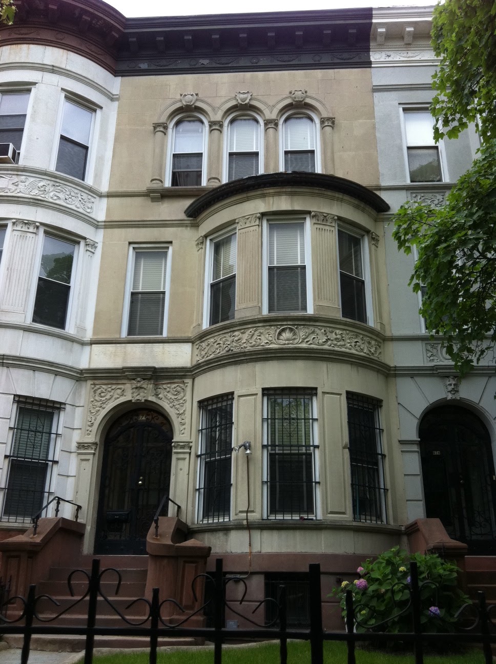 BK to the Fullest You Gotta Love the Limestones 676 Eastern Parkway