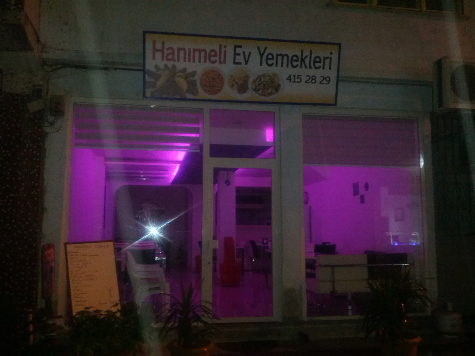 Borçka Günlüğü Emine Abla�nın lokantası Hanımeli Ev Yemekleri