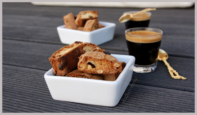 www.slodko-slony.blogspot.com - cantuccini z imbirem i orzeszkami pinii
