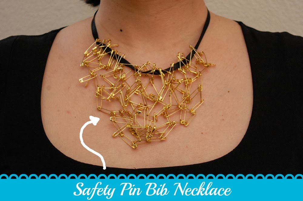 This Safety Pin Bib Necklace is a creative and unexpected way to use safety pins - Click through and find out how to make this!