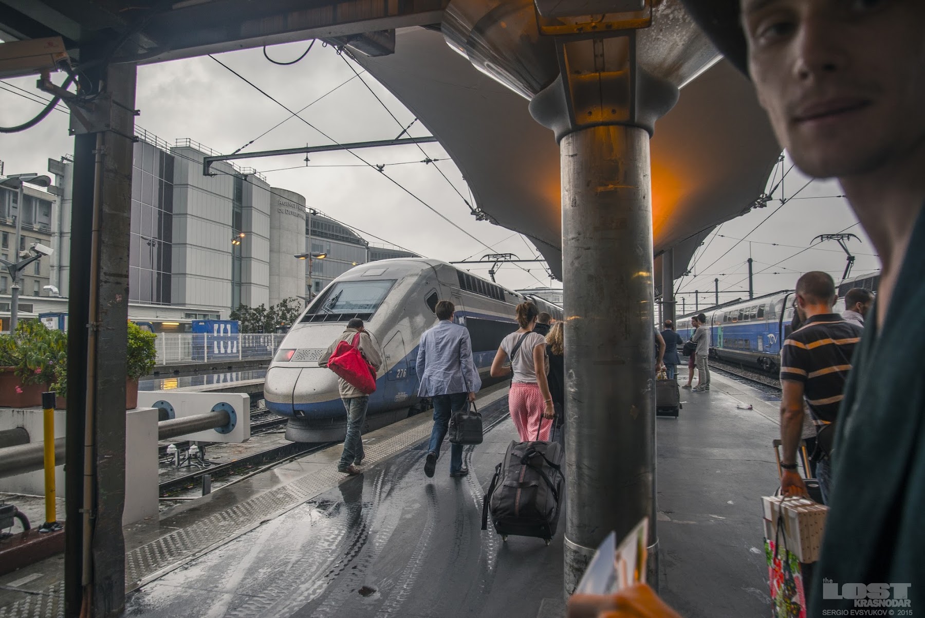 Скоростной поезд TGV Лионский вокзал в Париже