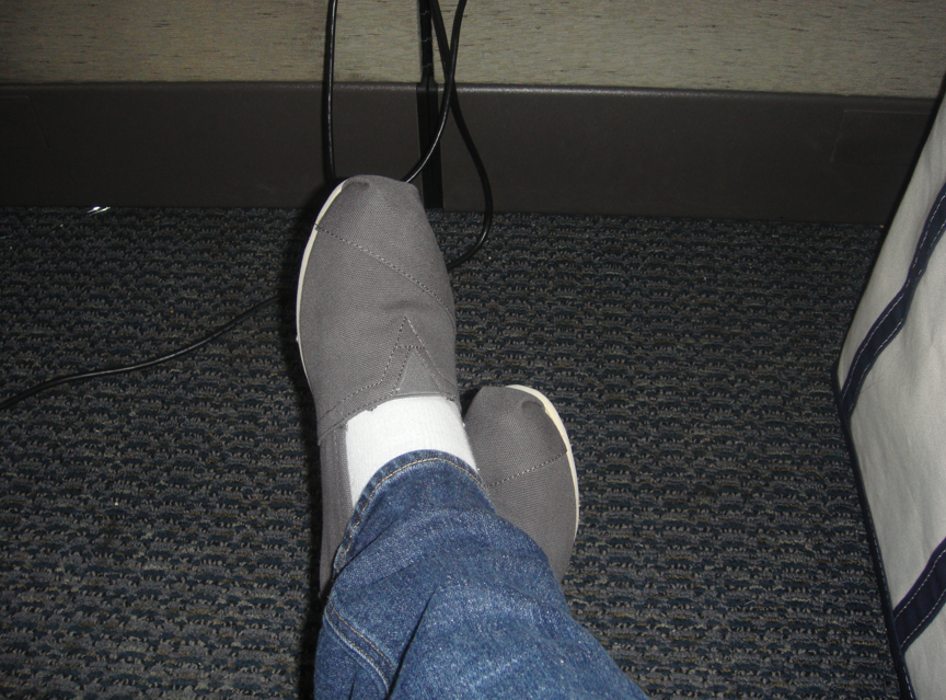 do you wear socks with ugg moccasins do you wear socks with ugg moccasins