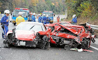 Acidente com Carros de luxo no Japão Acidente com Carros de luxo no Japão