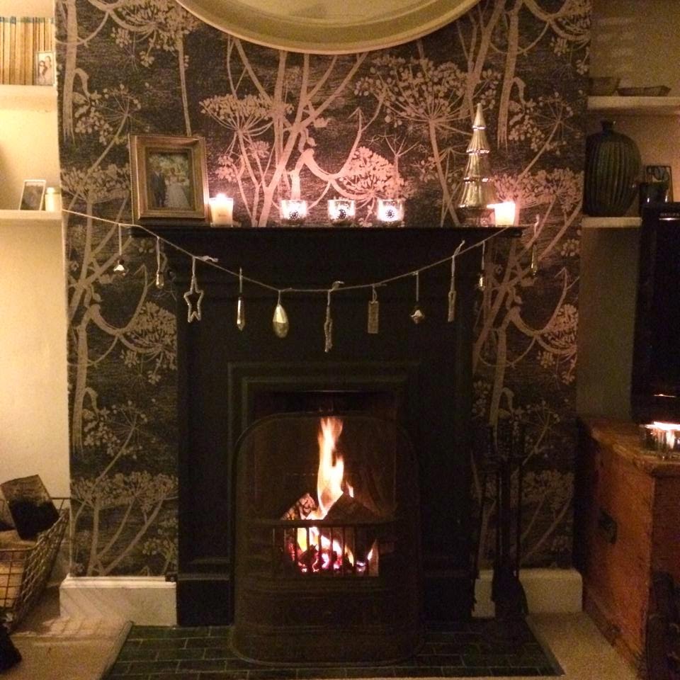 Christmas Deck The Halls Roses and Rolltops