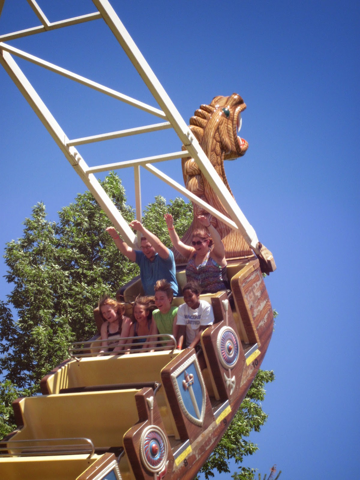 2014 CISV Maine Isère Interchange Funtown/Splashtown = FUN