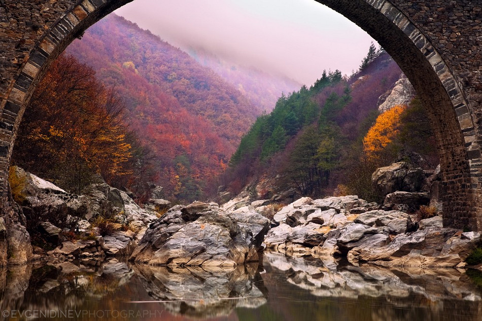 El color de la Naturaleza - Página 3 Bulgaria1+(24)