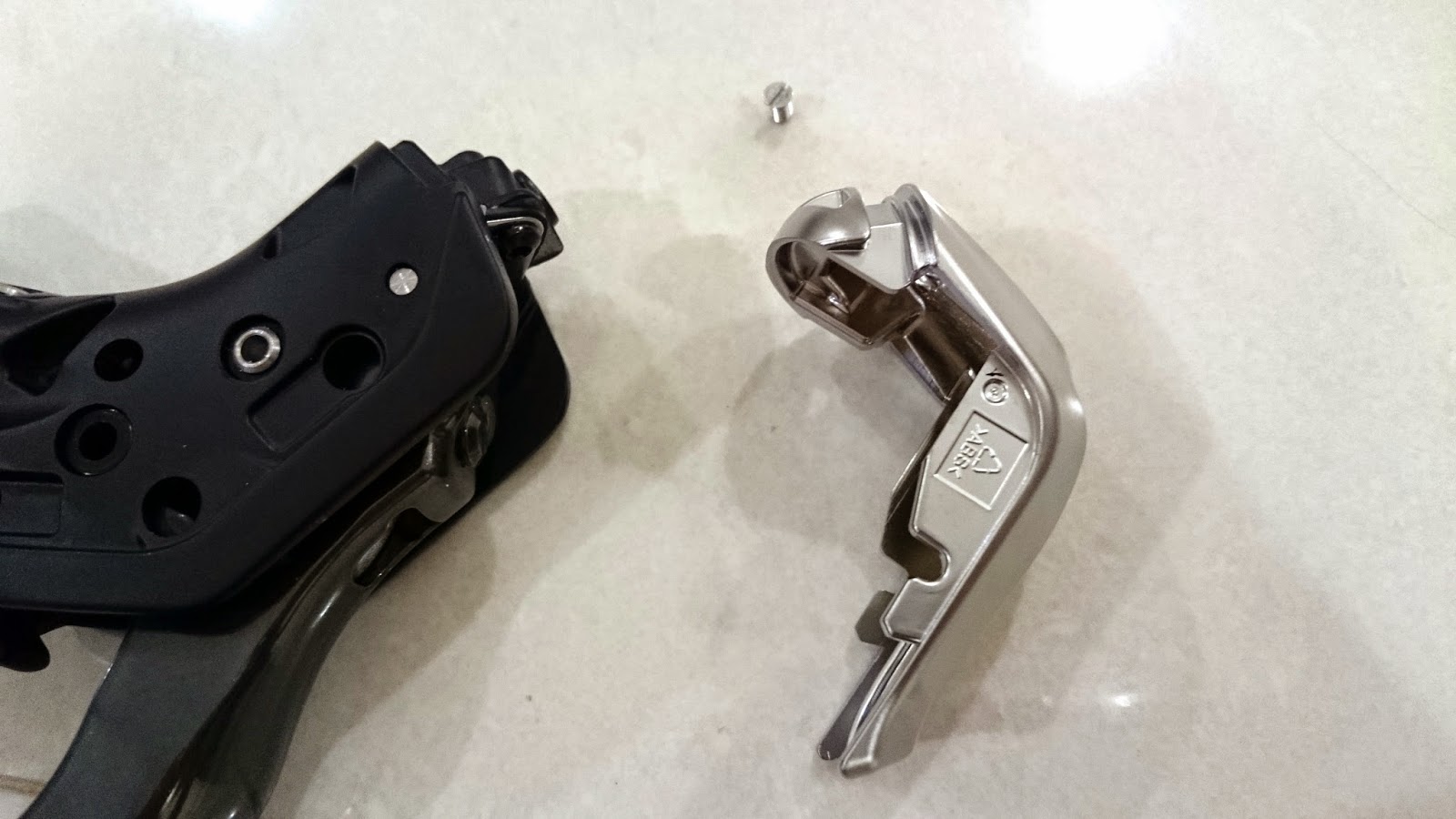 Hands On Bike Introduction to Shimano Road Hydraulic Brakes + Shifters