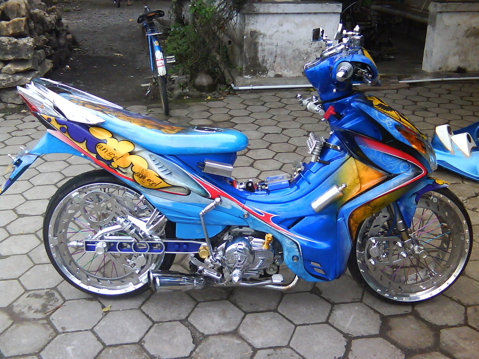 Jupiter Modifikasi 15 foto modifikasi motor yamaha jupiter z Jupiter Modifikasi 15 foto modifikasi motor yamaha jupiter z