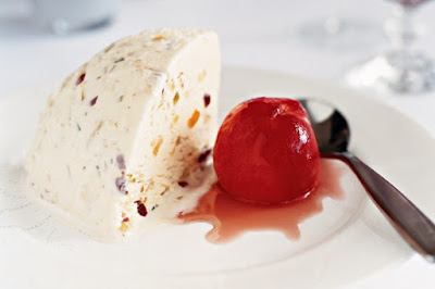 Peaches with white Christmas pudding ice-cream Recipe Peaches with white Christmas pudding ice-cream Recipe