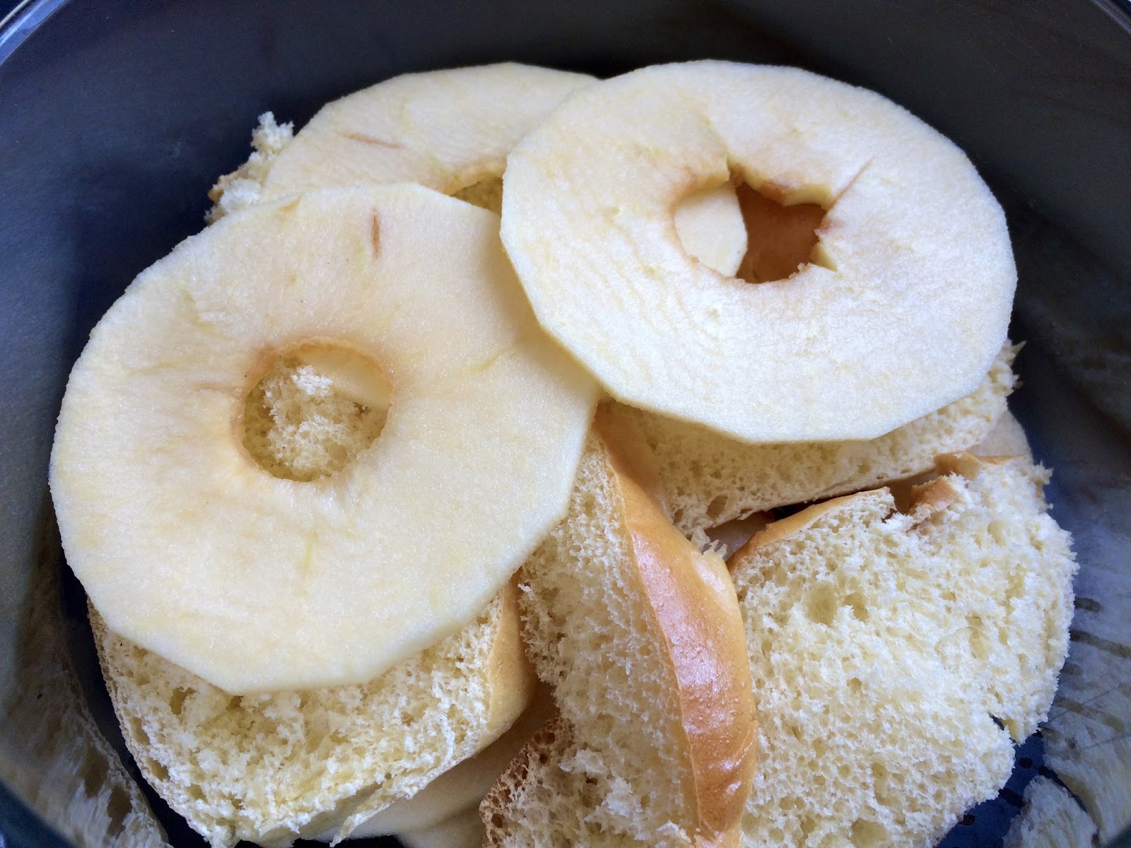 La Cuisine Mijote des Secrets Savoureux. FLAN AUX POMMES AU VAROMA