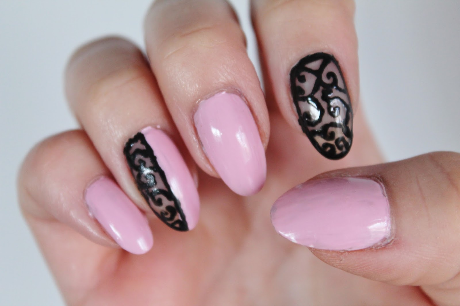 9. Negative Space Line Nail Art - wide 3