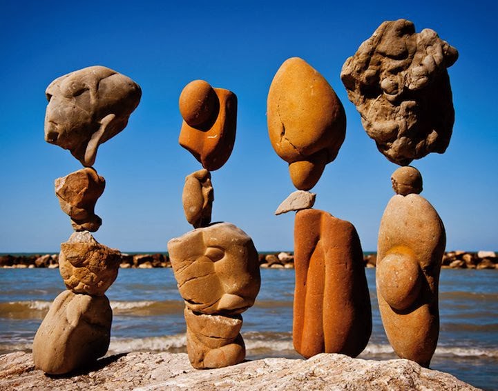 News Dumper 12 creative natural sculptures