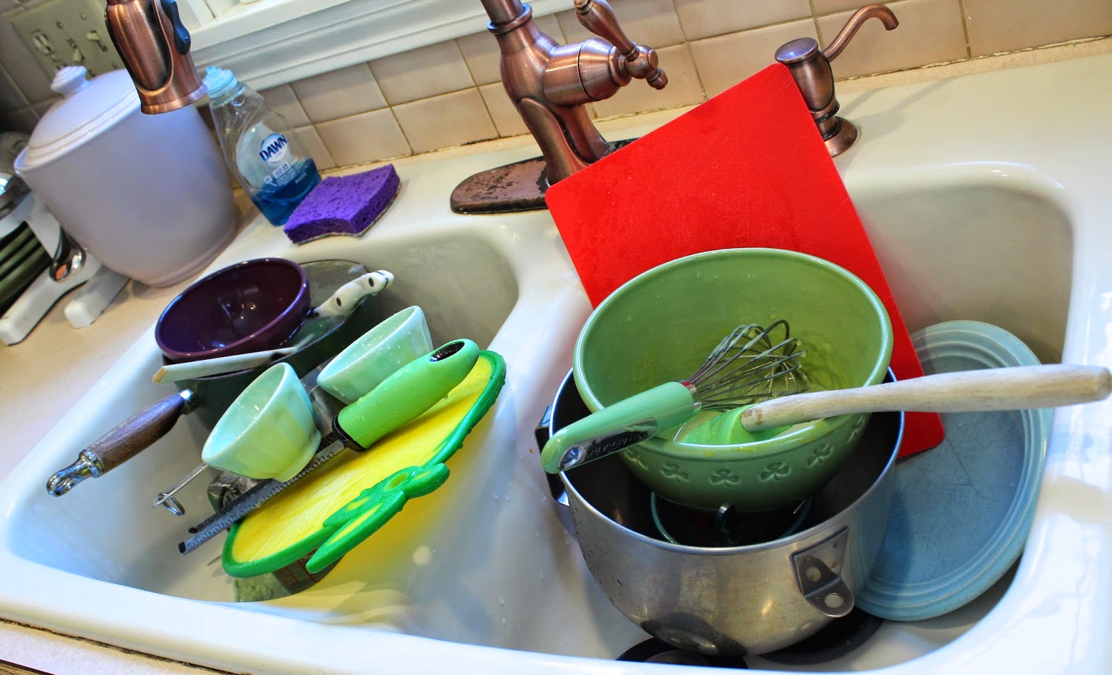 Hey, Mom! What's For Dinner? Lemon Meringue Pie with Shortbread Crust