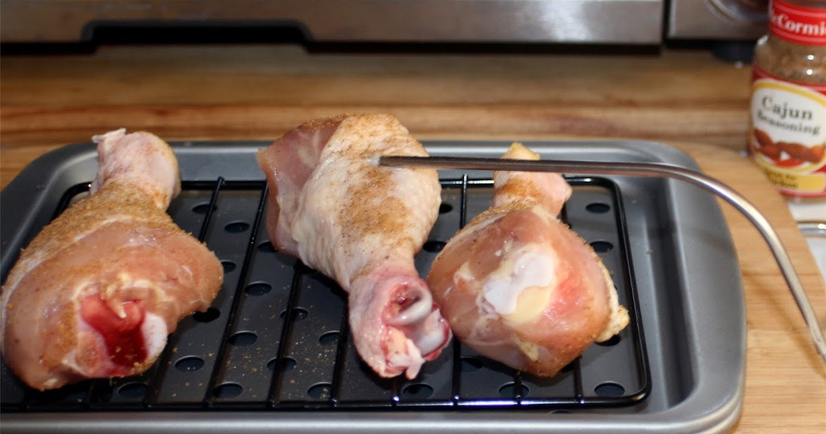 Forsythkid Mini pan convection oven Chicken legs!