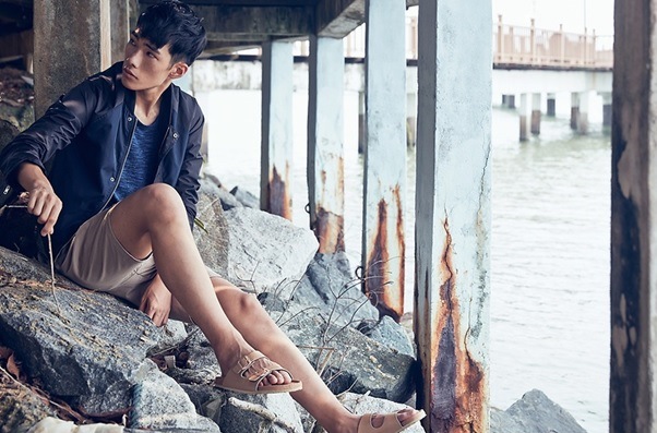 fesyen lelaki terkini, sneakers murah berkualiti, hot stylo metrosexual style, zalora menstyle, gaya lelaki urban, pakaian lelaki murah berjenama berkualiti, high quality cotton tshirt, bergaya seperti model, gaya santai fesyen lelaki k-pop