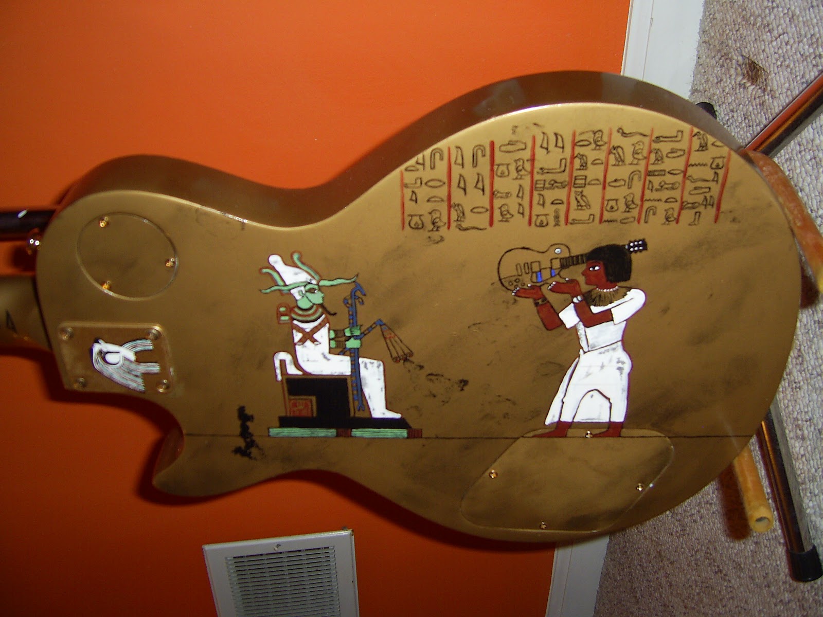 TRAVIS STEVENS GUITARS Egyptian Les Paul Guitar