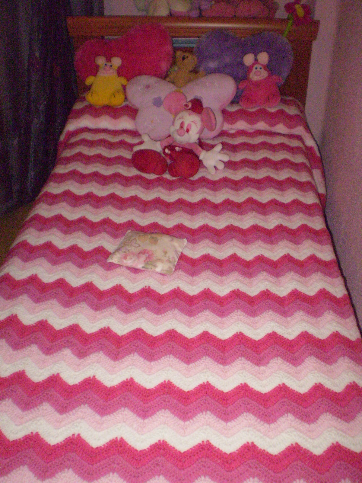 CREACIONES DE MARIBEL COLCHA DE GANCHILLO ZIG ZAG