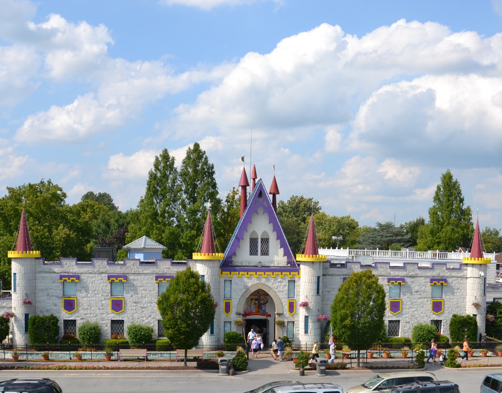 Kaida and Colin: Dutch Wonderland