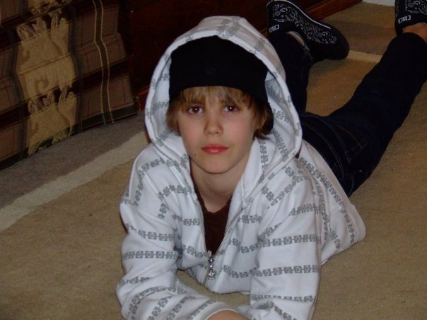 justin bieber israel photos. justin bieber never say never lyrics. justin bieber israel photos.