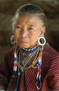 220px-Tribes_woman_with_ear_piercing.jpg
