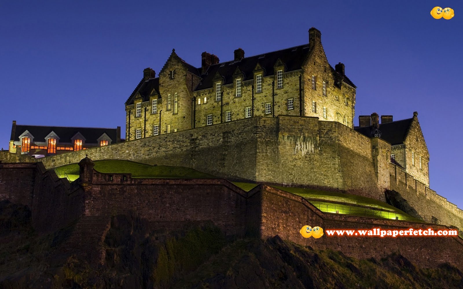 http://4.bp.blogspot.com/-2K5Qbw8jjgA/T1S8_dj0IjI/AAAAAAAAODE/GwtJRMY5EmE/s1600/edinburgh-castle-10833-1920x1200.jpg