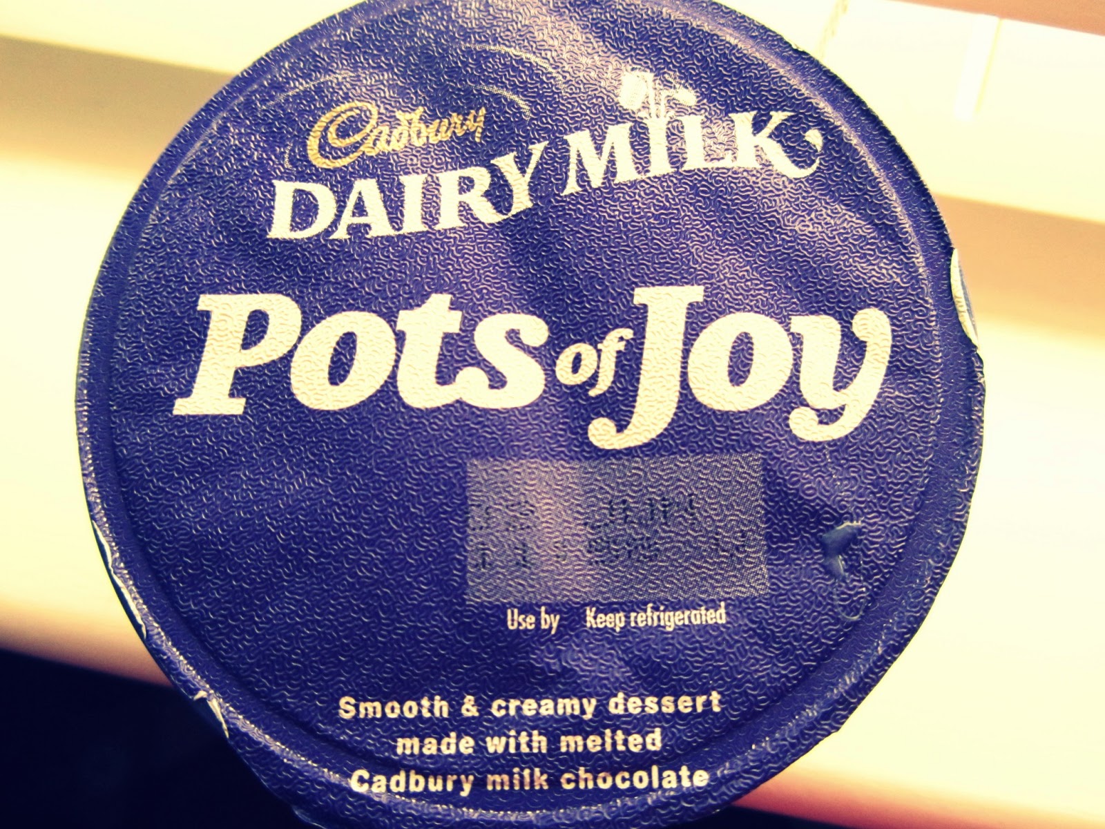 Review Crazy Cadbury Pots of Joy Dairy Milk