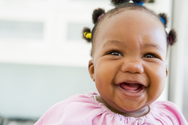 Tudo o que Queremos - Sorriso Bebê Feliz Alegre Fofo Carinha Engraçada Dentinho Felicidade Divertido Baby Smile Fun Hapiness Tudo o que Queremos - Sorriso Bebê Feliz Alegre Fofo Carinha Engraçada Dentinho Felicidade Divertido Baby Smile Fun Hapiness