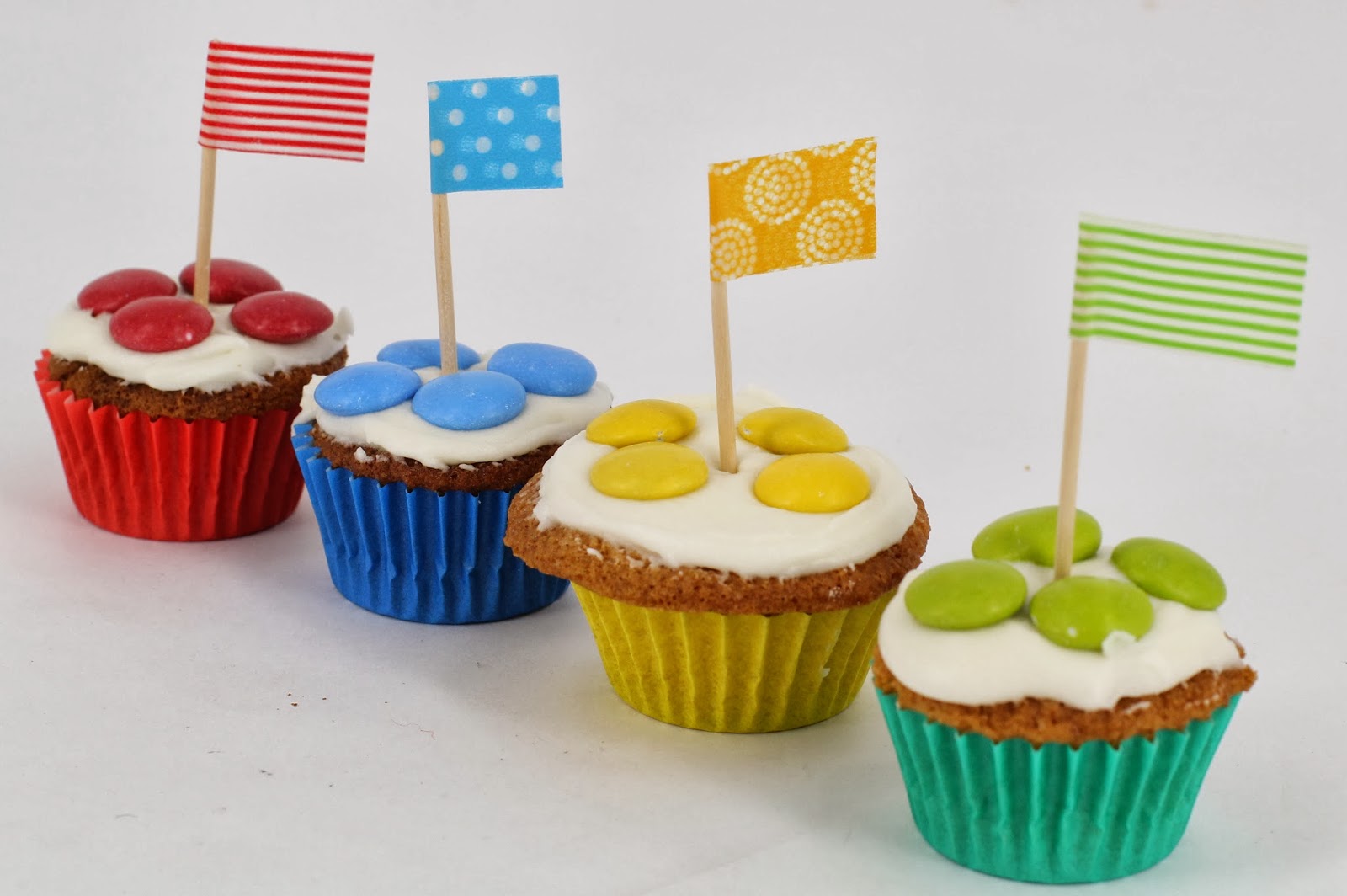 Craft Queen Blog Washi tape flags