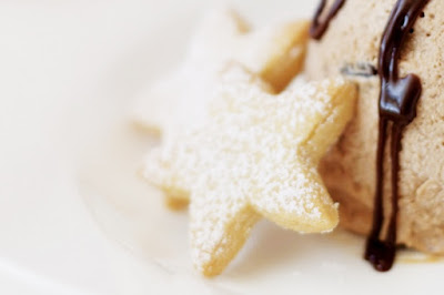 Cinnamon shortbread stars Recipe Cinnamon shortbread stars Recipe