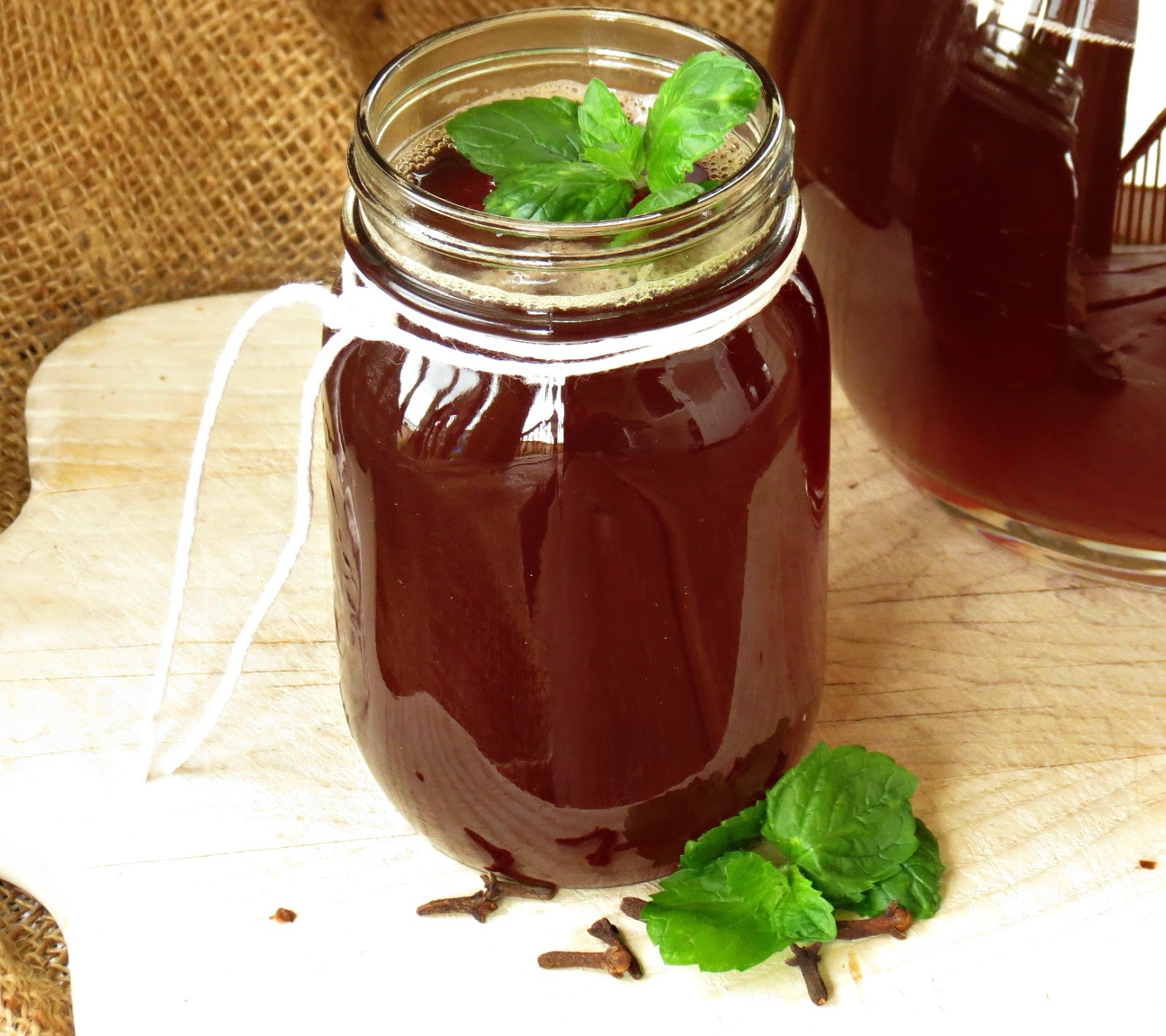 CoffeeBiscotti Fresh Spearmint Iced tea