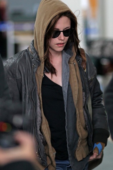 and Kristen Stewart (Bella kristen stewart bella vampire. and Kristen Stewart (Bella
