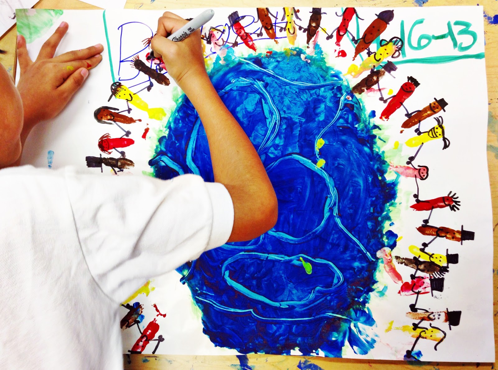 smART Class Earth Day Finger Painting