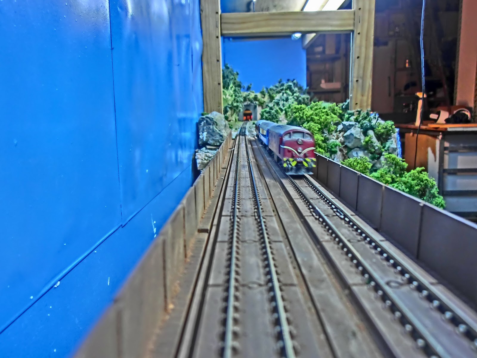 New Zealand Railway Models (Kiwi Trains): KATO ; Double Track 