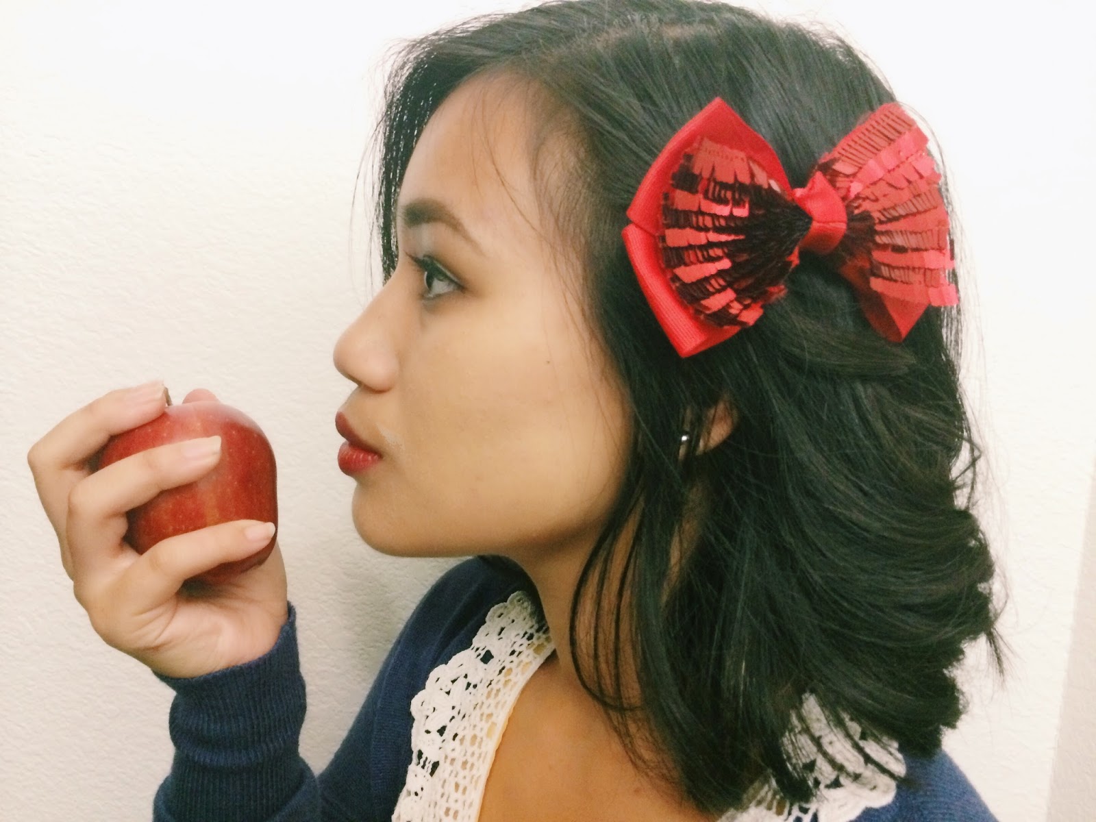 Snow White Inspired Look Livin And Lovin