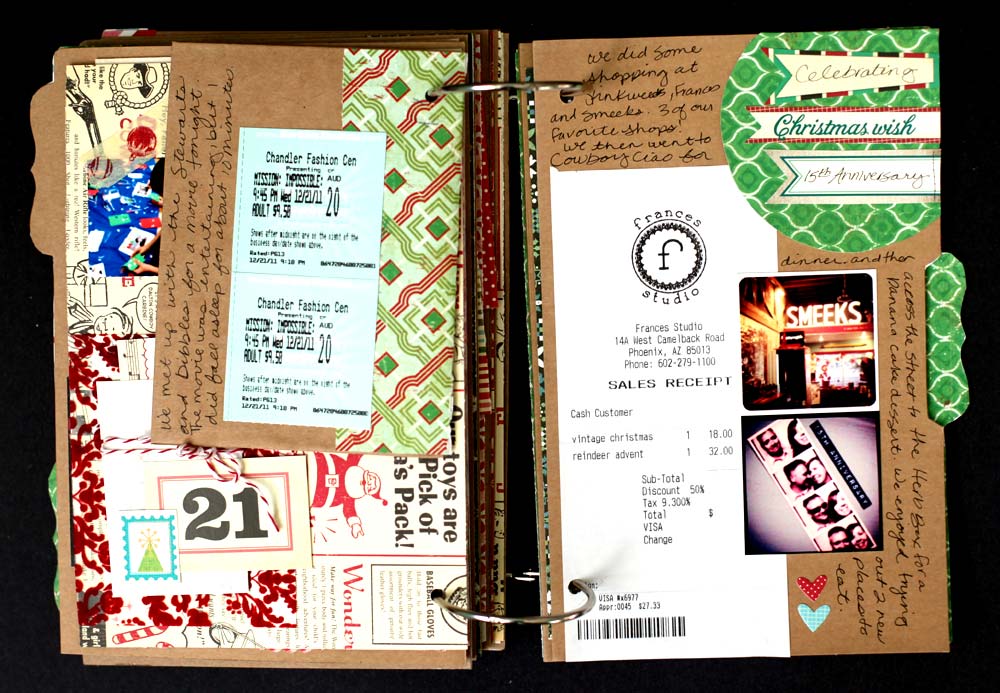 Enjoying Everyday: Happy Christmas Eve!