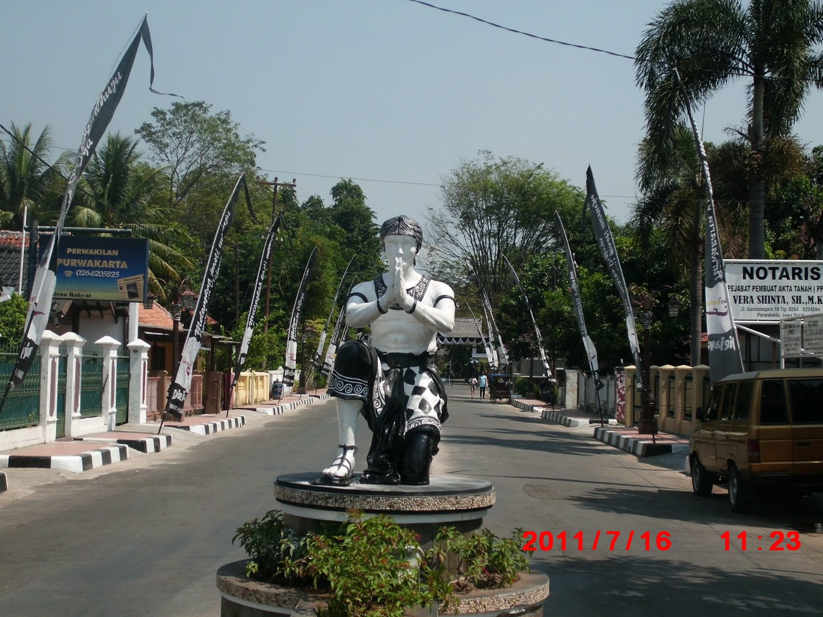 Story About Purwakarta: Patung Nakula Sadewa in Purwakarta