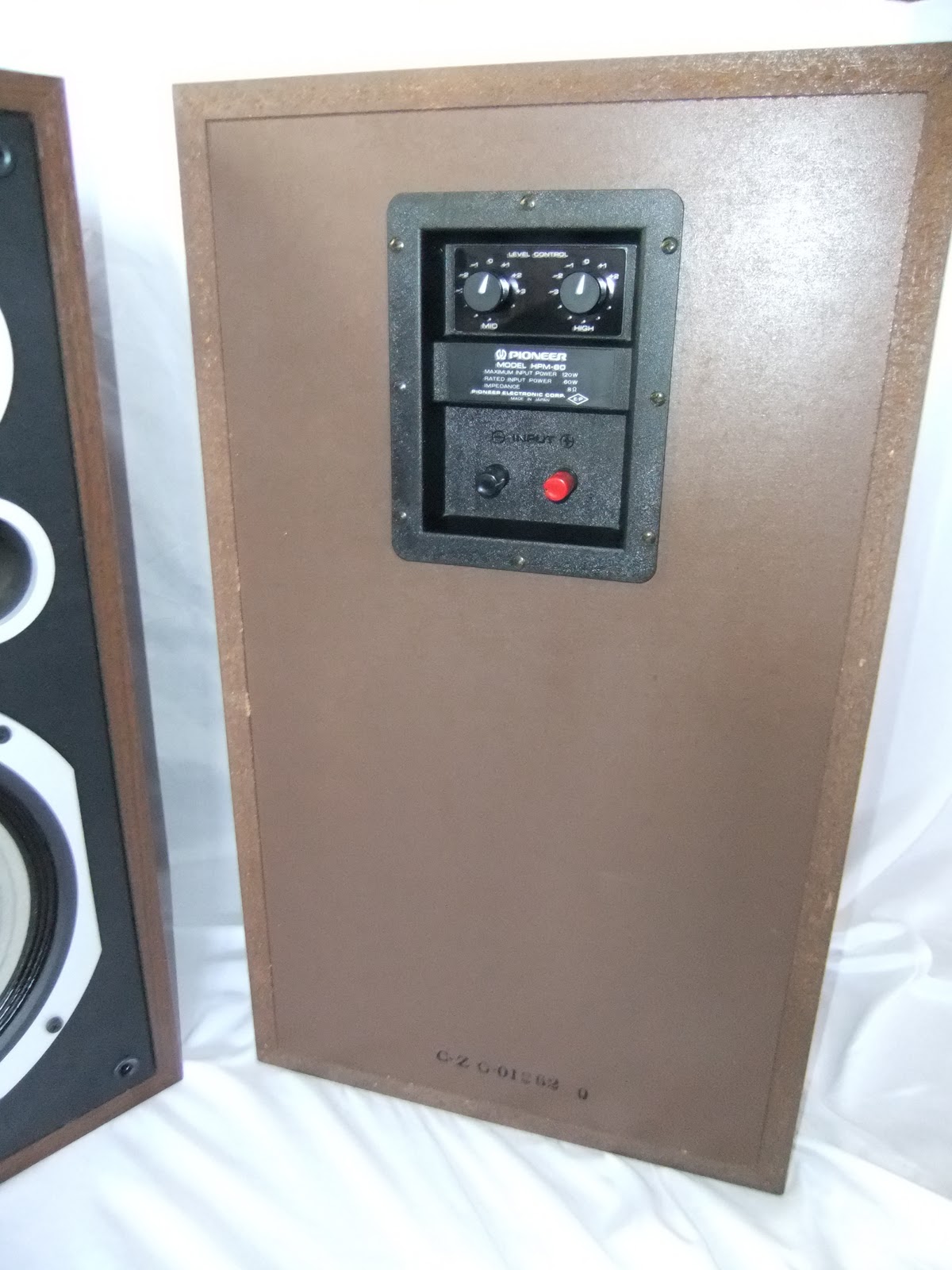Audioless Winnipeg Group! Pioneer HPM60 Speakers