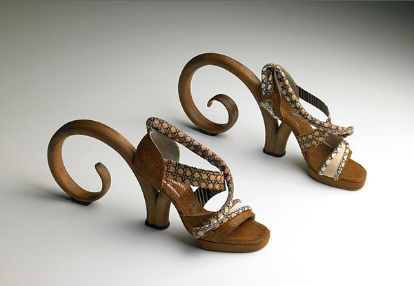 Classic Style Shoes Collection