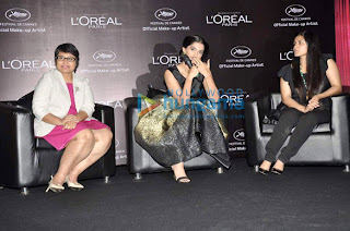  Sonam Kapoor launches L'oreal Sunset collections