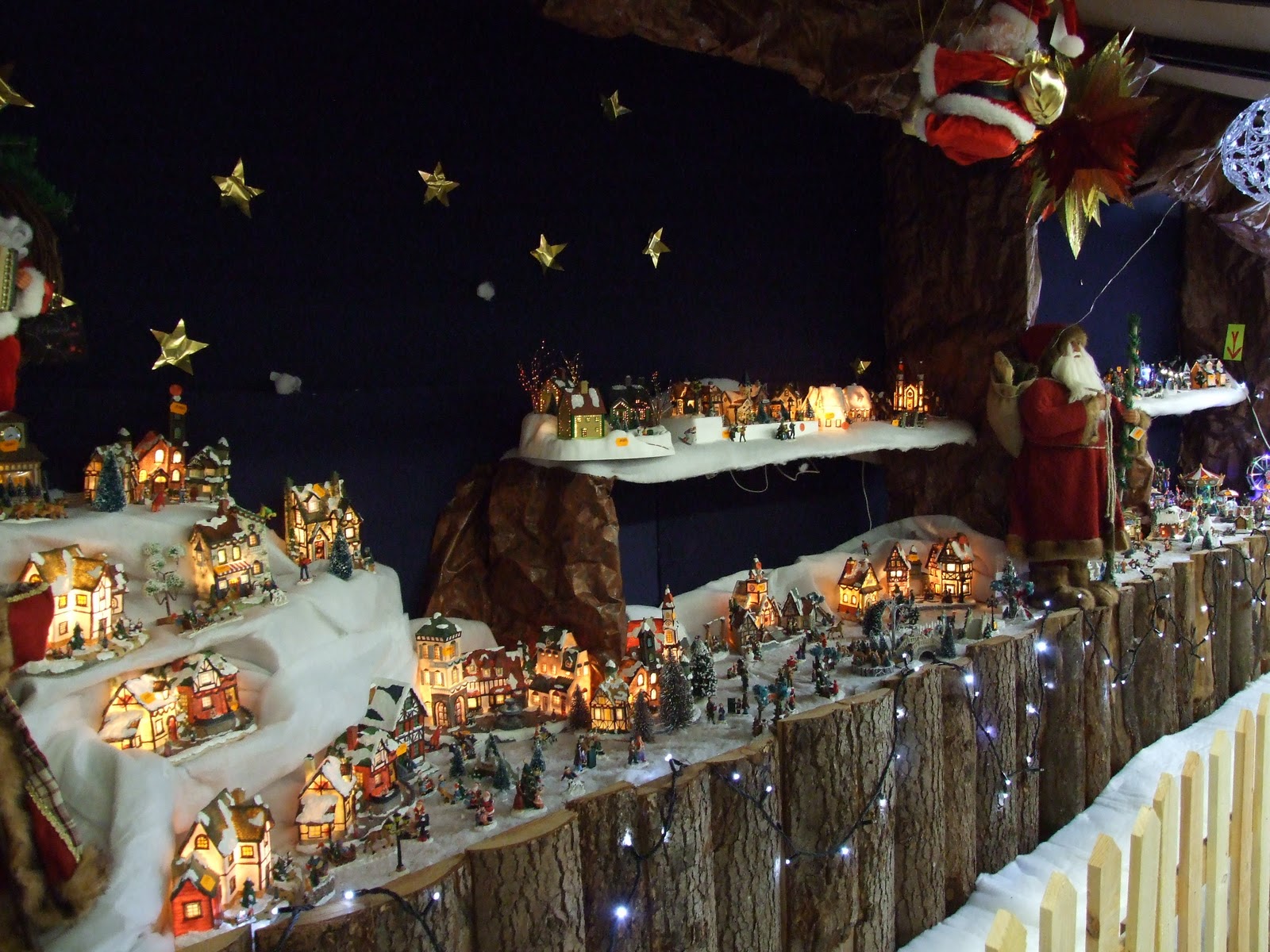 Magasin déstockage Loiret: Décoration de noël 2011 à prix discount