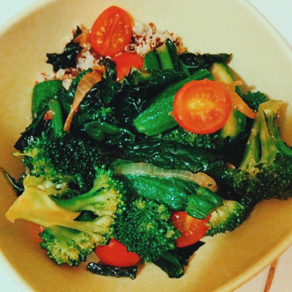 AAY! NUTRITION TIPS RECIPE Broccolini & Kale Skillet