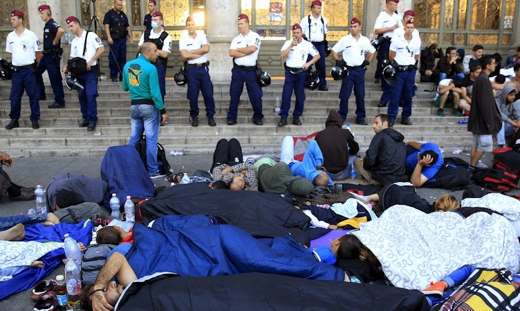 2 SEPTEMBER 2015 - HUNGARY BUDAPEST TRAIN STATION