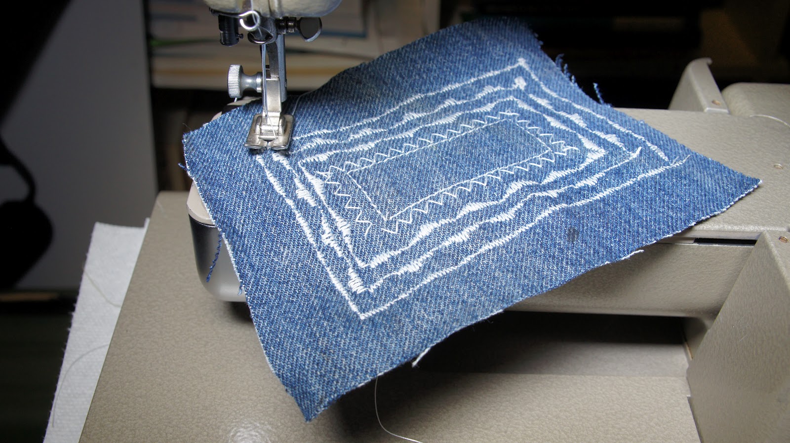 UCanSew2 Pfaff "DialAStitch" Sewing Machines