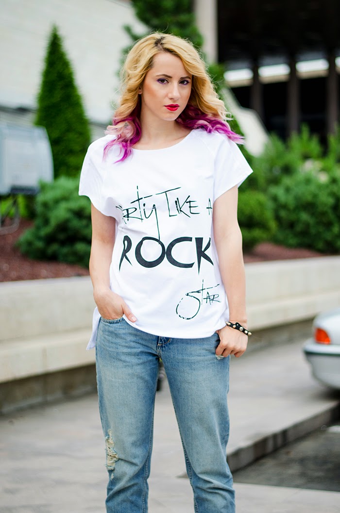 H&M boyfriend jeans vigo studio print message t-shirt party like a rock star